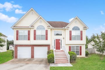 6555 Creekview Ct Riverdale, GA 30296